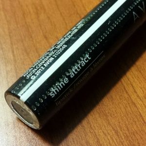 Avon Shine Attract Lipstick in Gloss Rose Pink